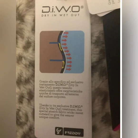 NWT New Freddy WR.UP® 7/8 in D.I.W.O.® Workout Outfit - Large Pant & Tank Top - Picture 12 of 14